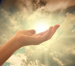 ラッキー 鳥のフンが車に落ちた時のスピリチュアルな意味について スピリチュアルの部屋